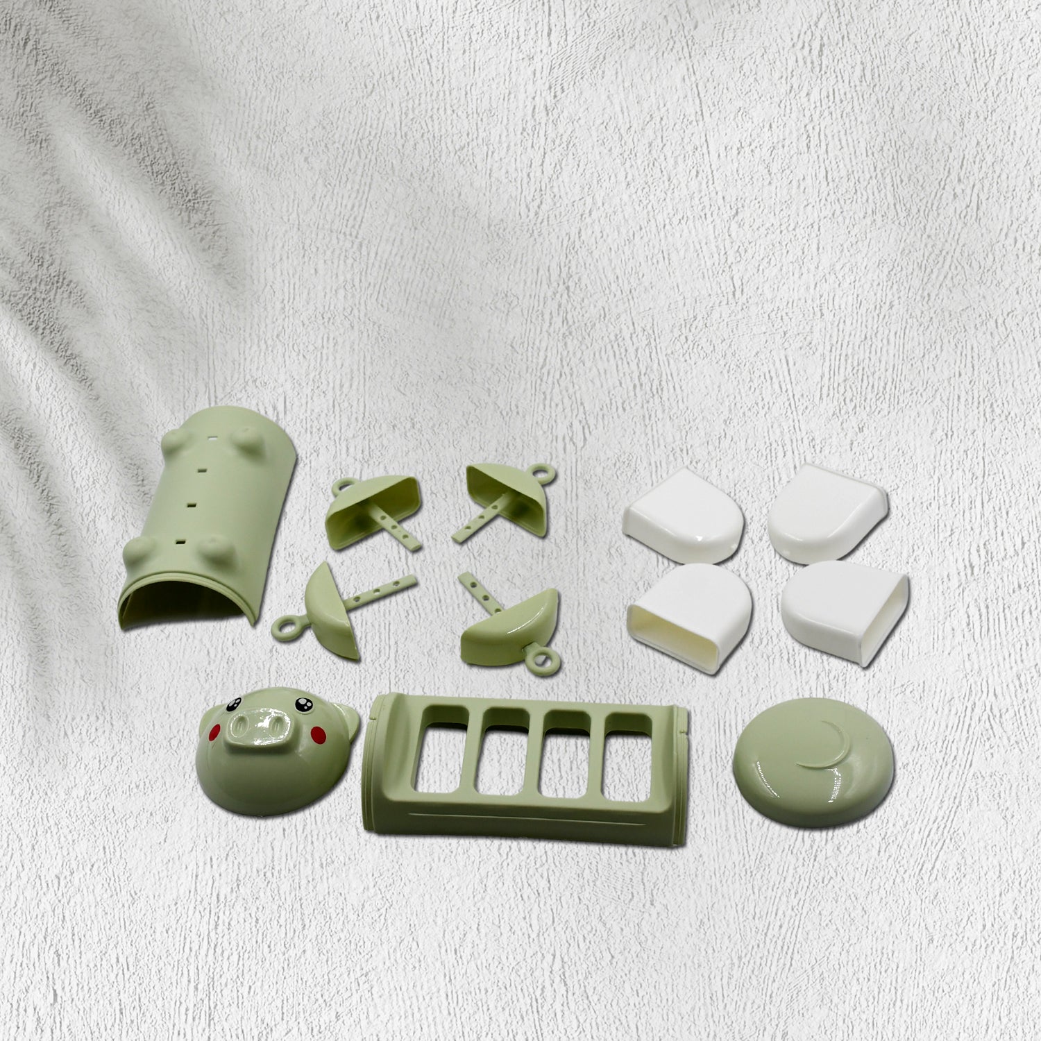 sicle mold set featuring pig shapes, suitable for homemade ice candy. sicle mold set featuring pig shapes, suitable for homemade ice candy.